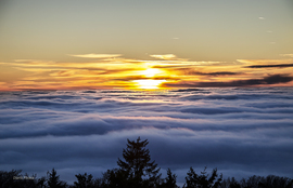 Naplemente az ország legmagasabb pontjáról 