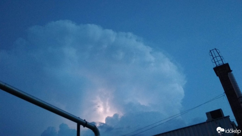 Észlelési fényképek