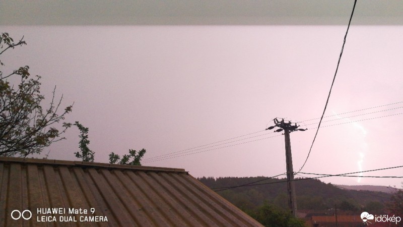 Észlelési fényképek