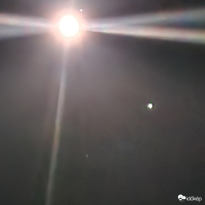 Hold Elnath És Jupiter