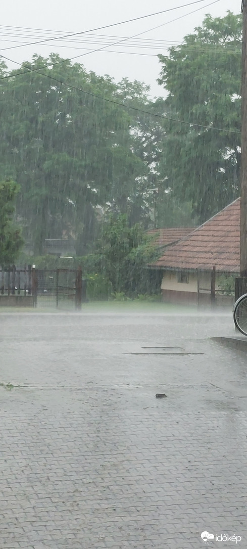 Ladánybene felhőszakadás du.