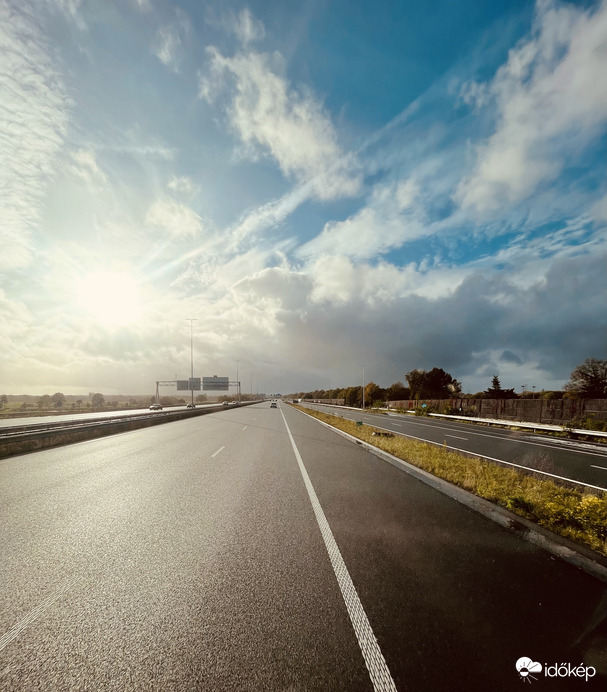 A felhők felett, mindig kék az ég! 