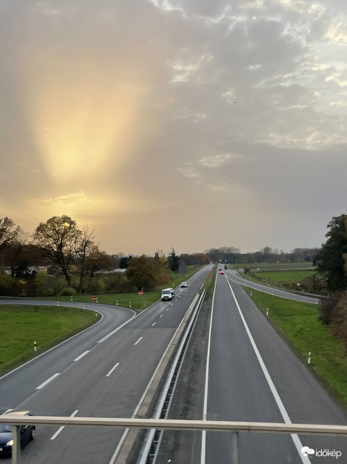 Különleges napnyugta