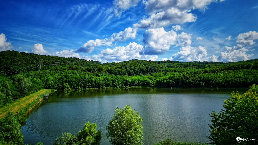 Egeraracsai horgásztó 