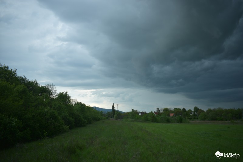 Észlelési fényképek