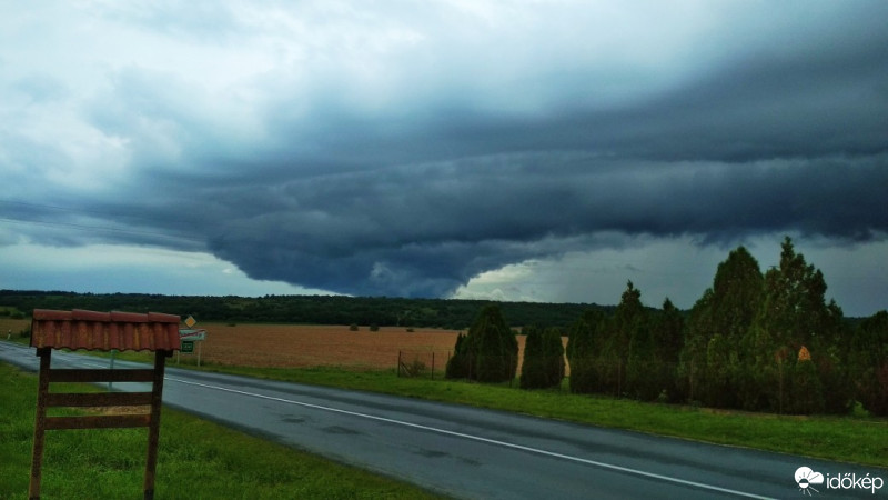 Észlelési fényképek