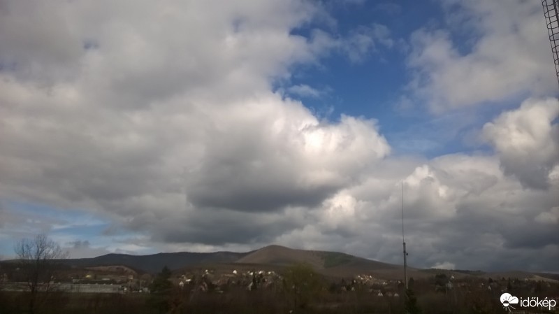 Észlelési fényképek