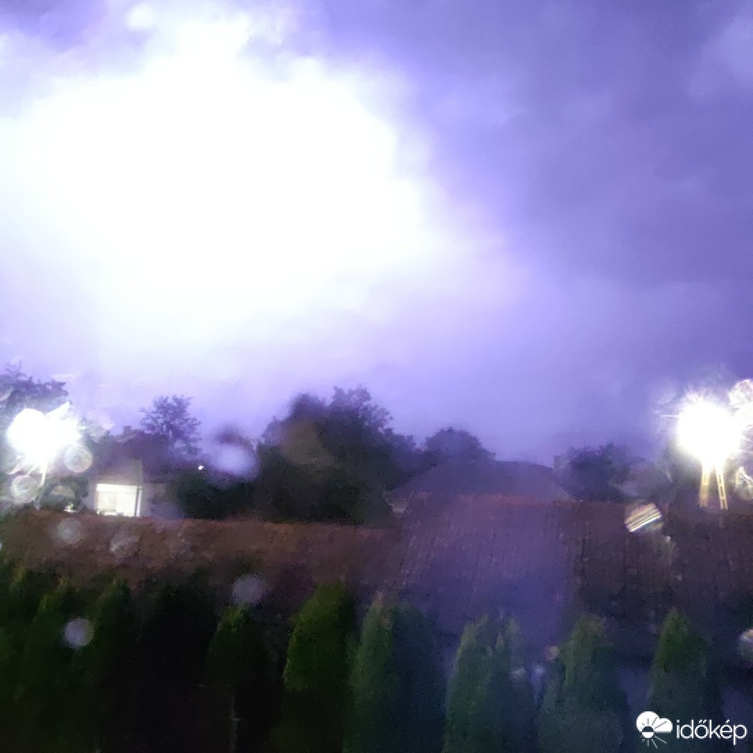 Észlelési fényképek