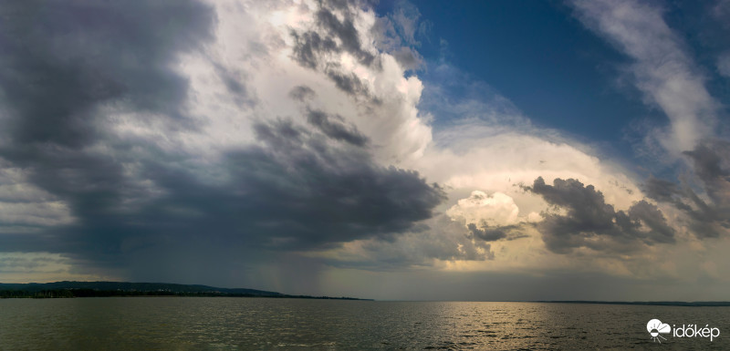 Zivatarok a Balaton fölött