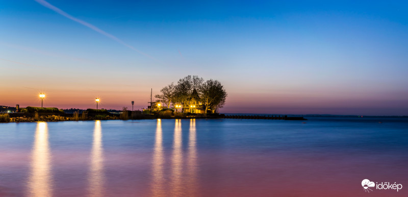 Keszthelyi móló napkeltekor