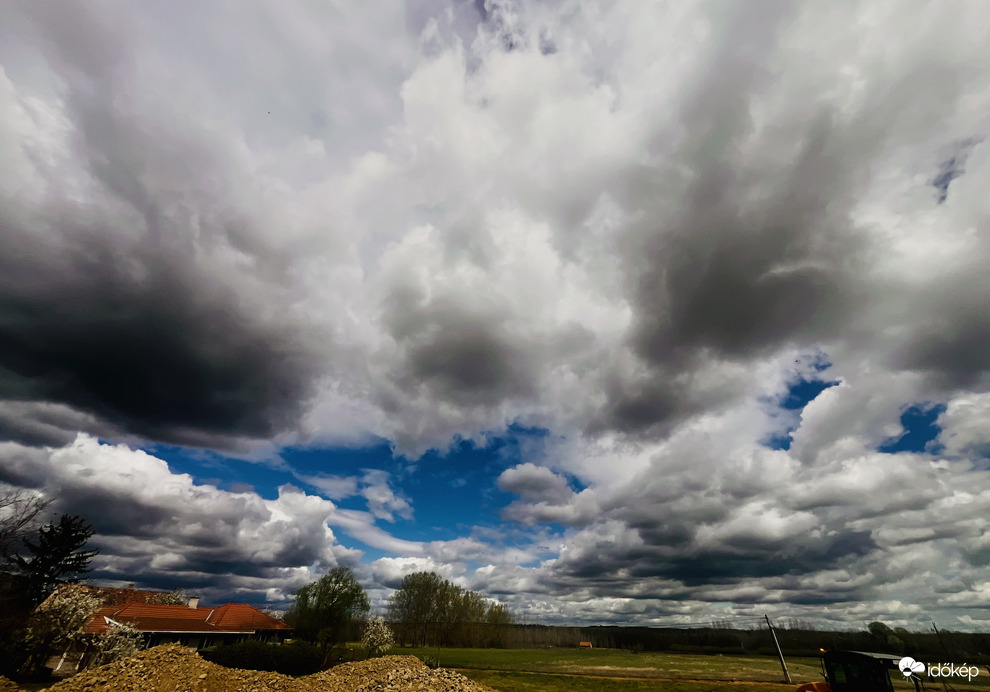 Észlelési fényképek