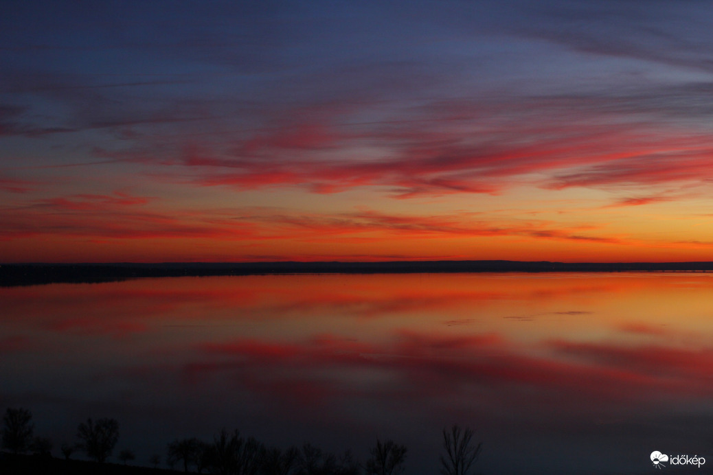 Káprázat a Balatonnál