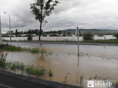 A 37 es út Széphalom felé