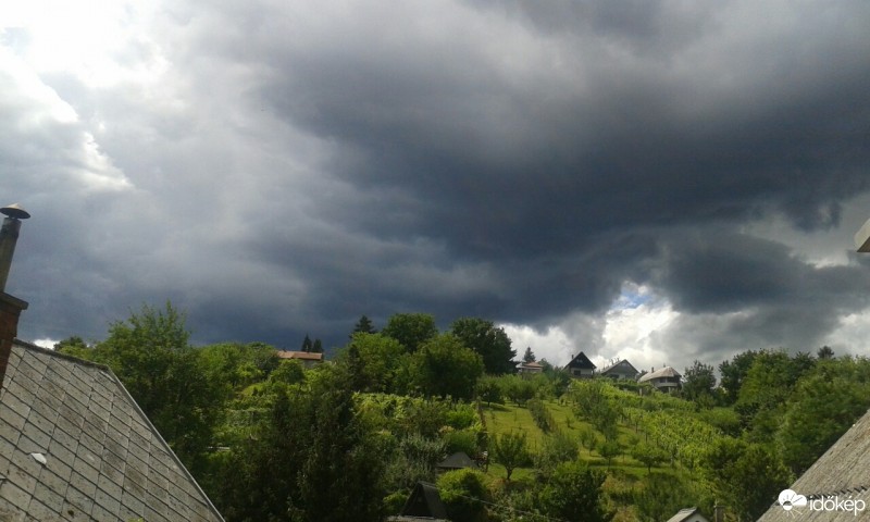 Észlelési fényképek