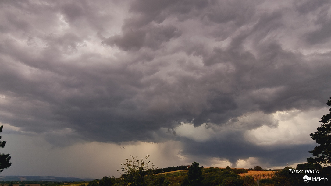 Észlelési fényképek