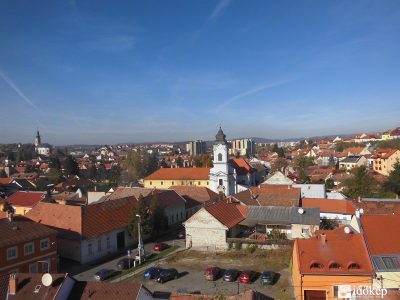 Látkép a vársétányból