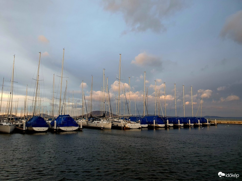 Balatonfenyves