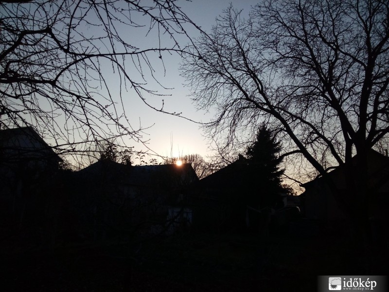 Észlelési fényképek