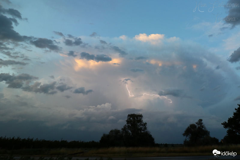 Észlelési fényképek