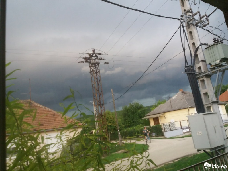 Észlelési fényképek