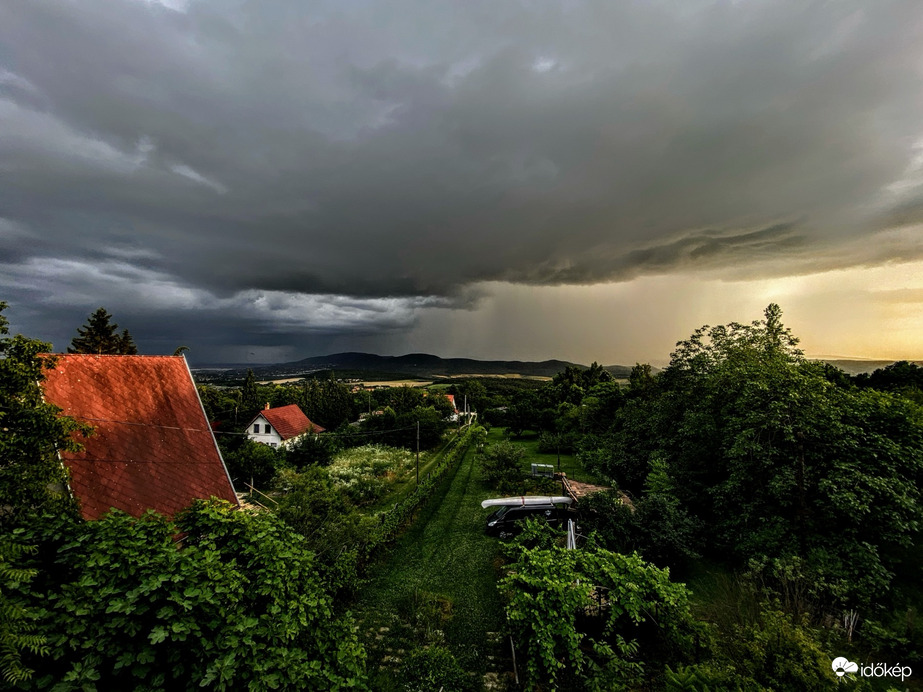 Észlelési fényképek