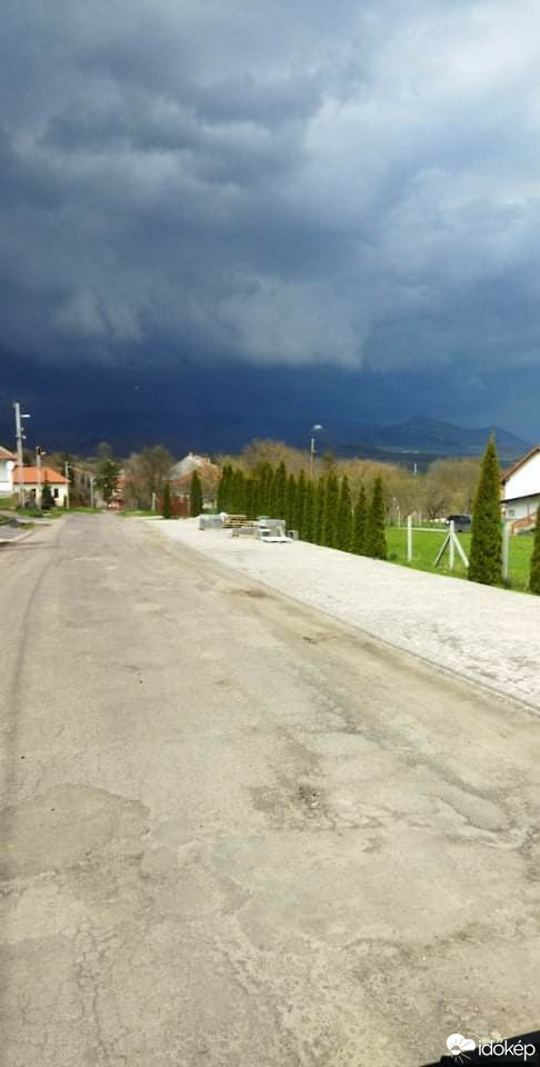 Észlelési fényképek