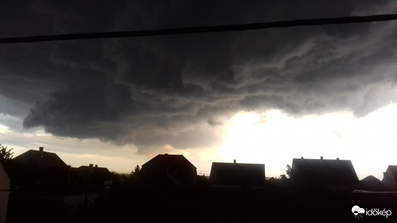 Észlelési fényképek