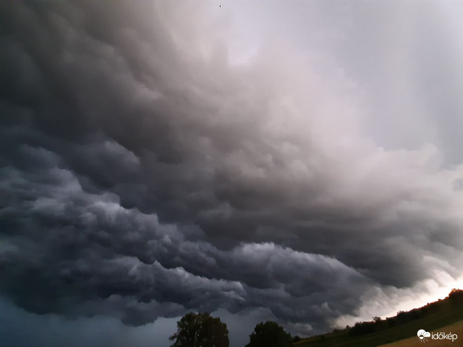 Észlelési fényképek