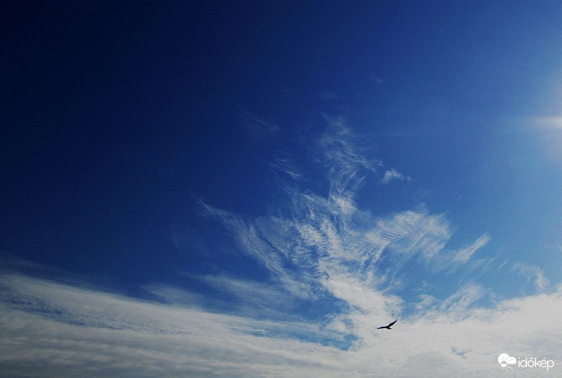 Verseny égen és levegőben..