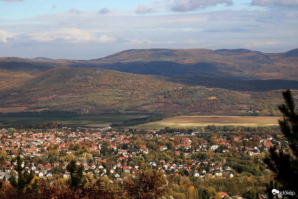 Látkép a Zsíros hegyről