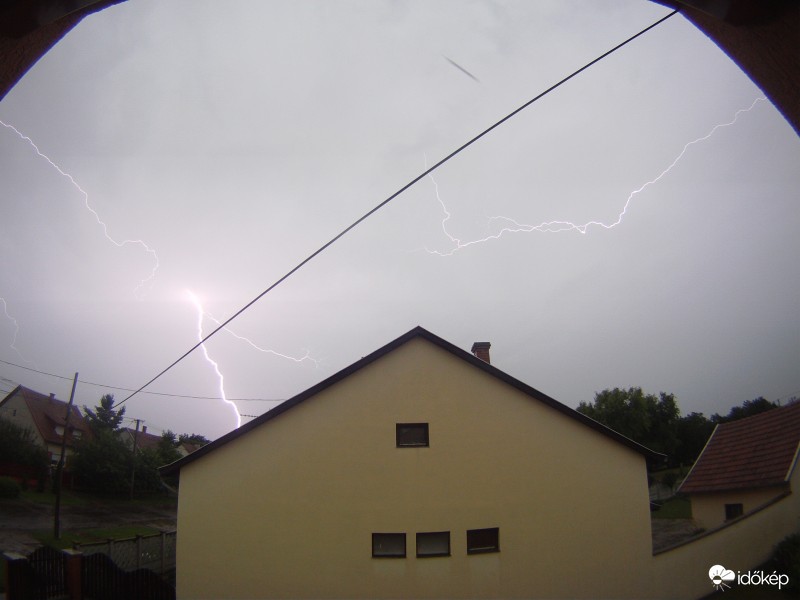 Észlelési fényképek