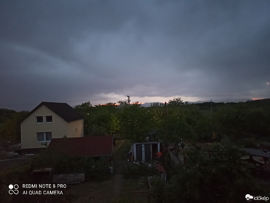 Észlelési fényképek