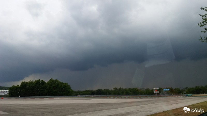 Észlelési fényképek