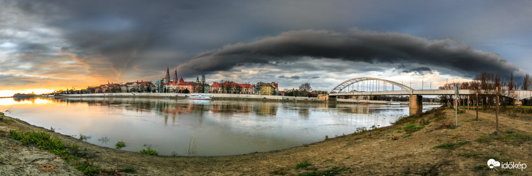 Görgőfelhő Szegeden