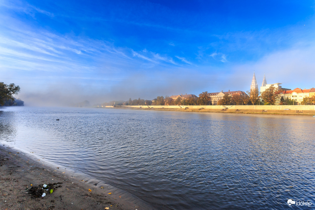 Ősz a Tisza mentén