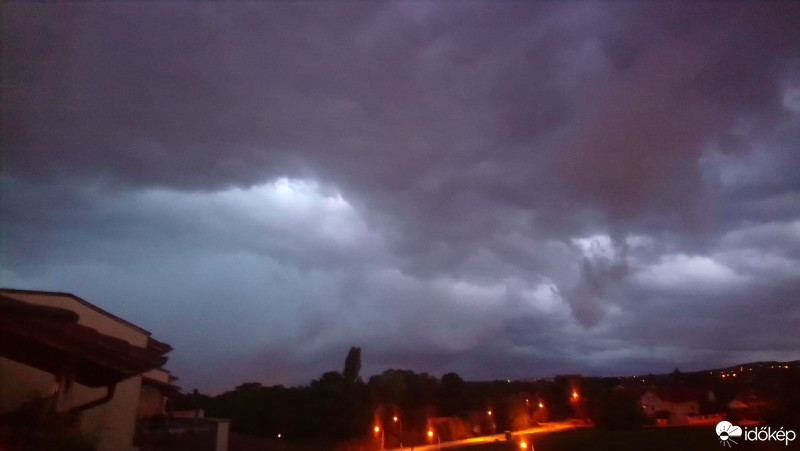 Észlelési fényképek