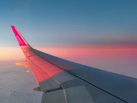 Pillanatok, ahogy a felhők felett ragyogott, majd lenyugodott a nap.