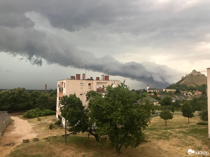 Észlelési fényképek