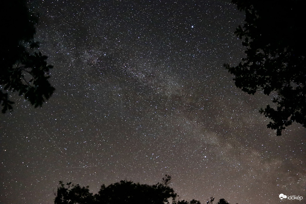 A Tejút központi régiója a Nagy Nyári Háromszöggel.