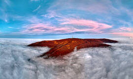 A Kékes még kilóg