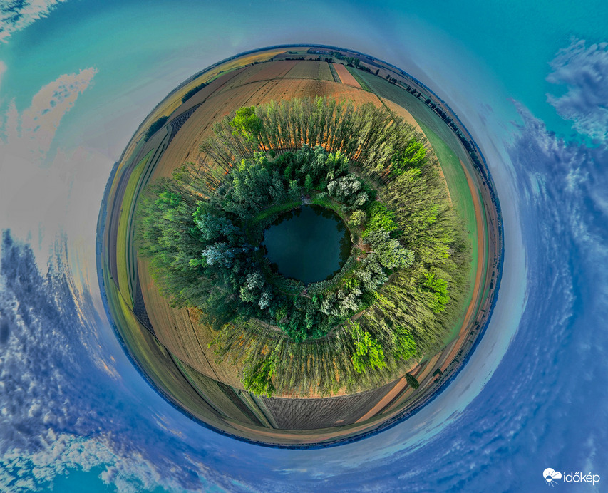 Nagyhegyesi kráter-tó