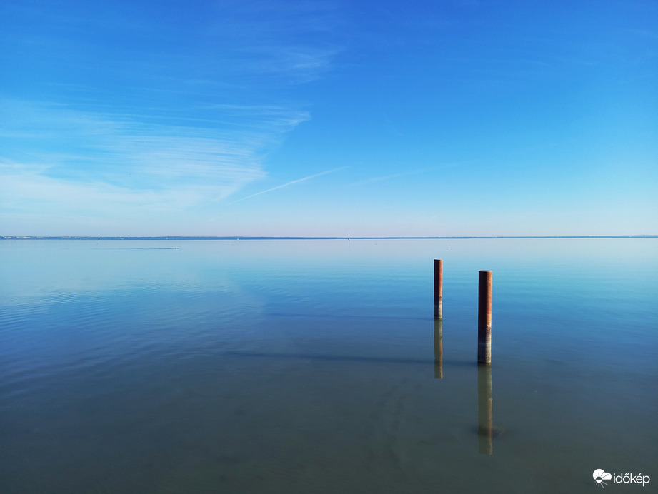 Balatonalmádi minimál