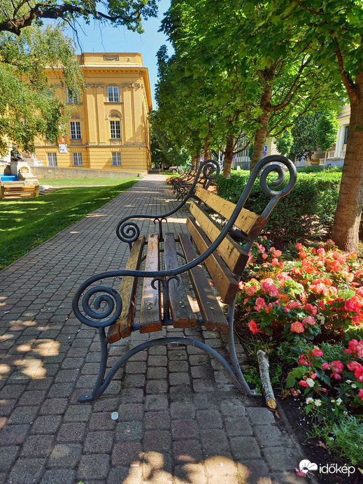 Pihenésre csábít...