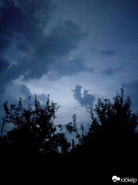 Észlelési fényképek