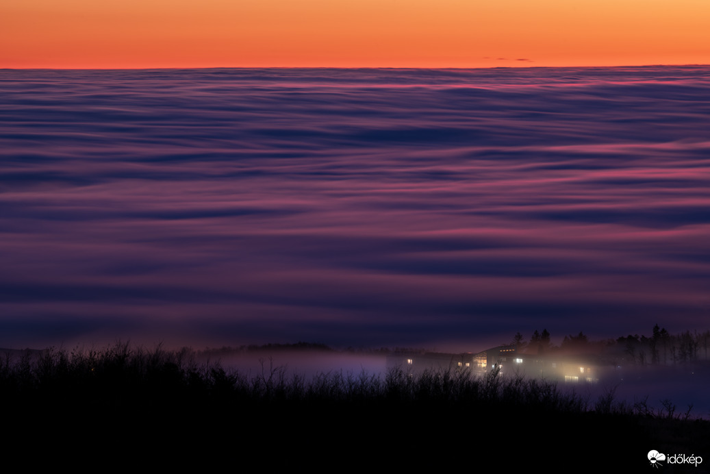 Az álmok tengerének peremén... 