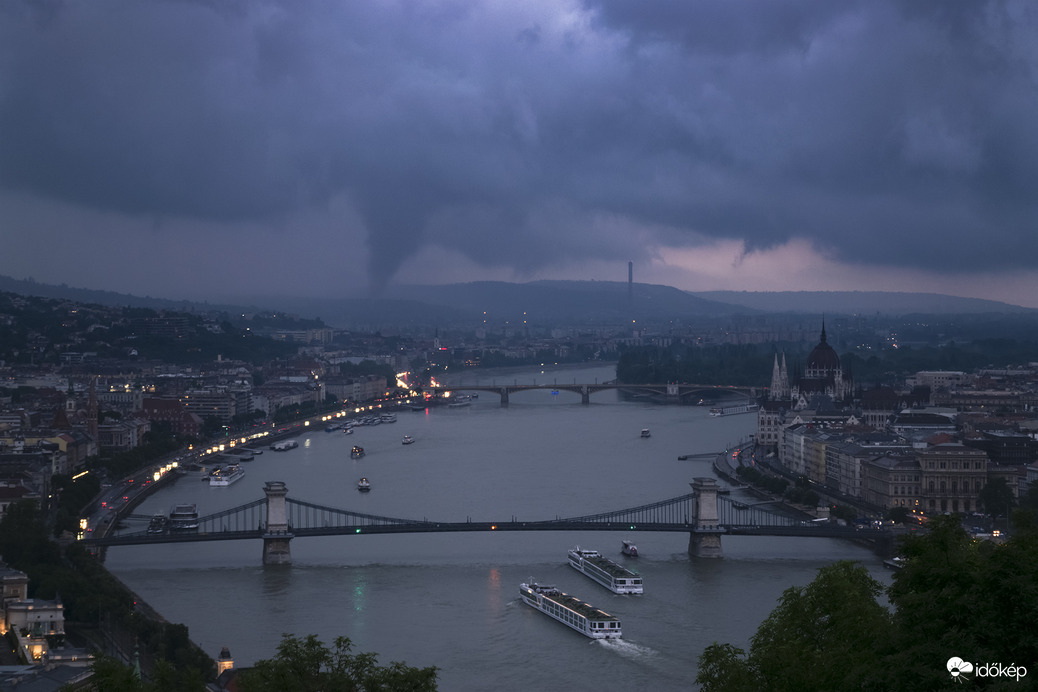 Nem-mezociklonális tornádó Budapesten