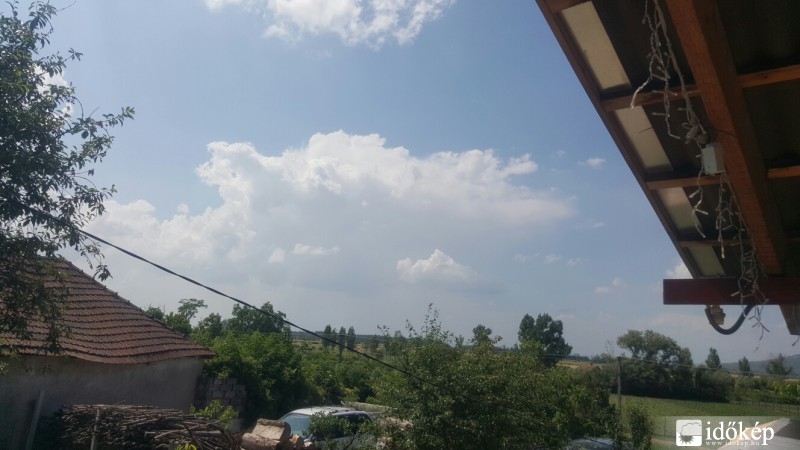 Észlelési fényképek