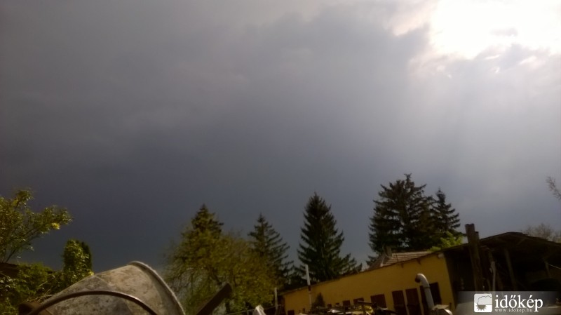 Észlelési fényképek