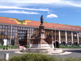 Zsolnay-szobor, Pécs