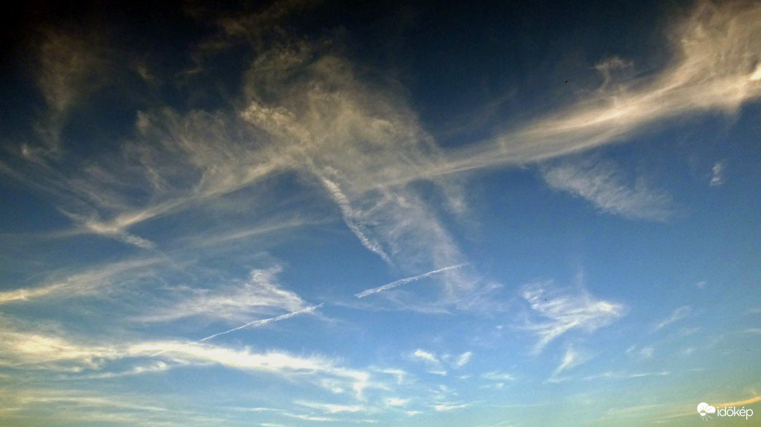 Esti angyal jelenés